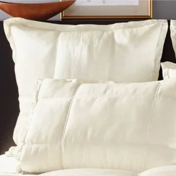 Donna Karan Home Reflection Silk Standard/Queen Sham Ivory - Picture 1 of 2